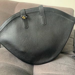 Authentic Delvaux Bruxelles Brilliant Black Leather Handbag Purse 9.5 x 11x4.